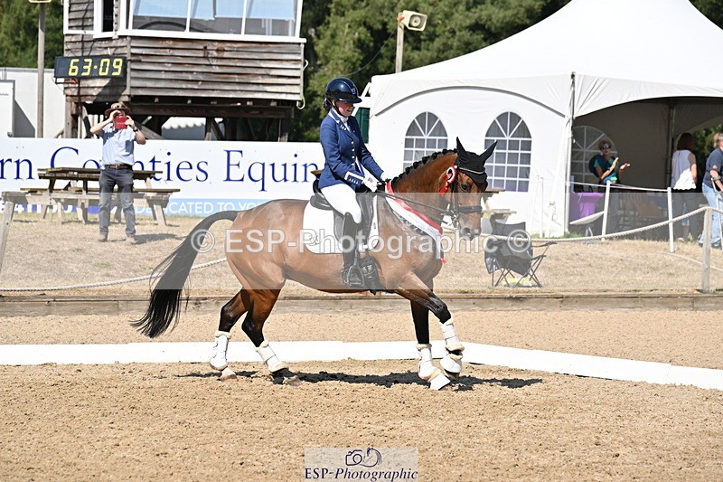 250810A-153326-08172 - Adv Medium SILVER Presentations