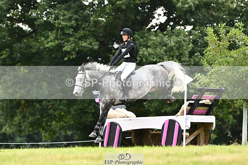 240825X-181114-38157 - 80cm XC 17.30 to End