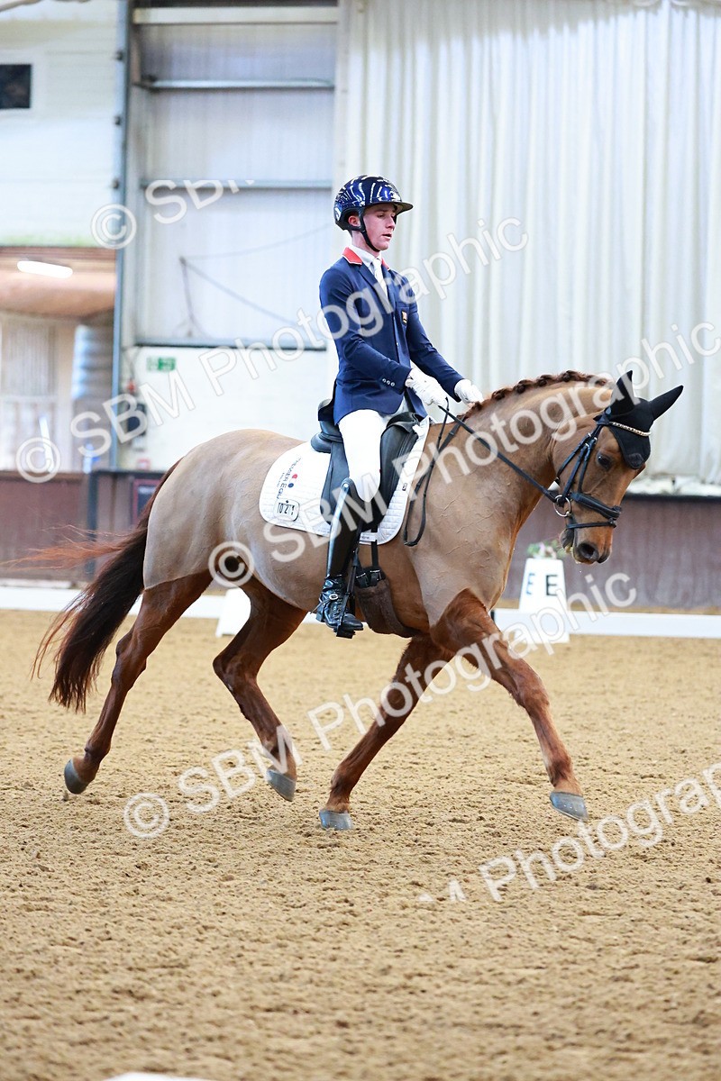 SBM_001338 - Class 18-15-16-22 - Elementary 5 Novice 5-Novice 6