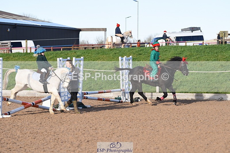 231202A-123226-01490 - Pairs