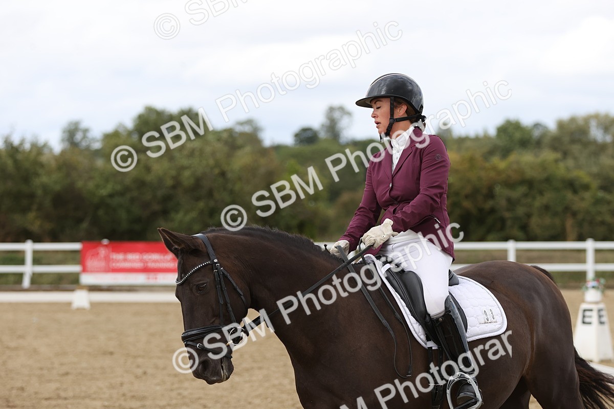 SBM_003844 - Class 9 - Novice 3 Champs