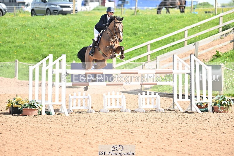 240510A-104717-05102 - Cls 21 Snr 1.20m Open