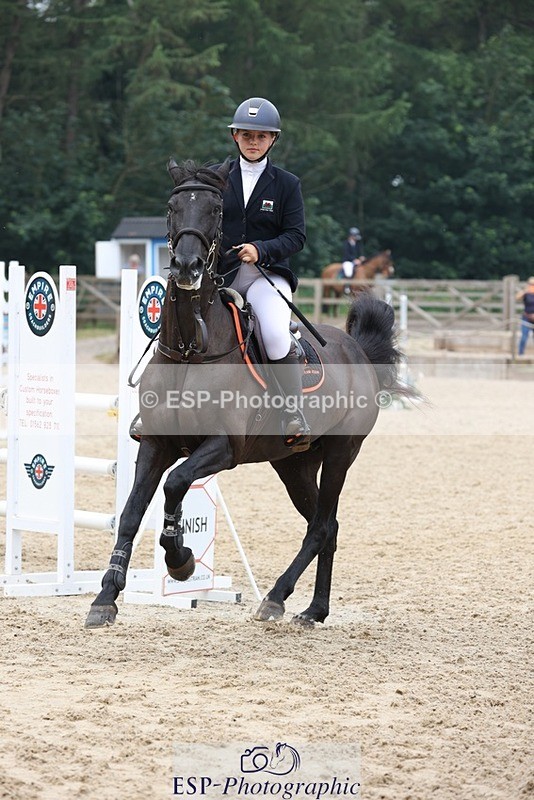 230618-102827-10138 - Cls 19 Pony Intro 1m