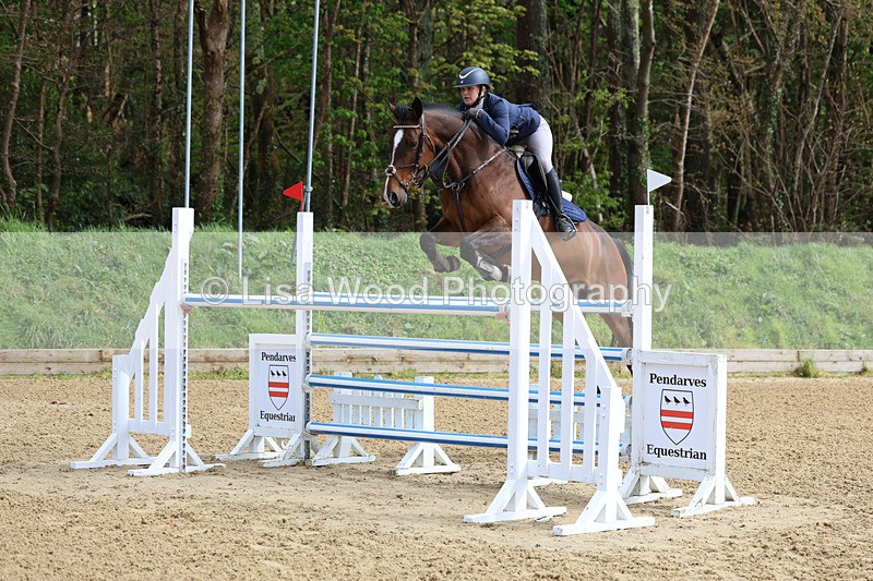 3E7A2393 - Class 9: Senior 1.30m open