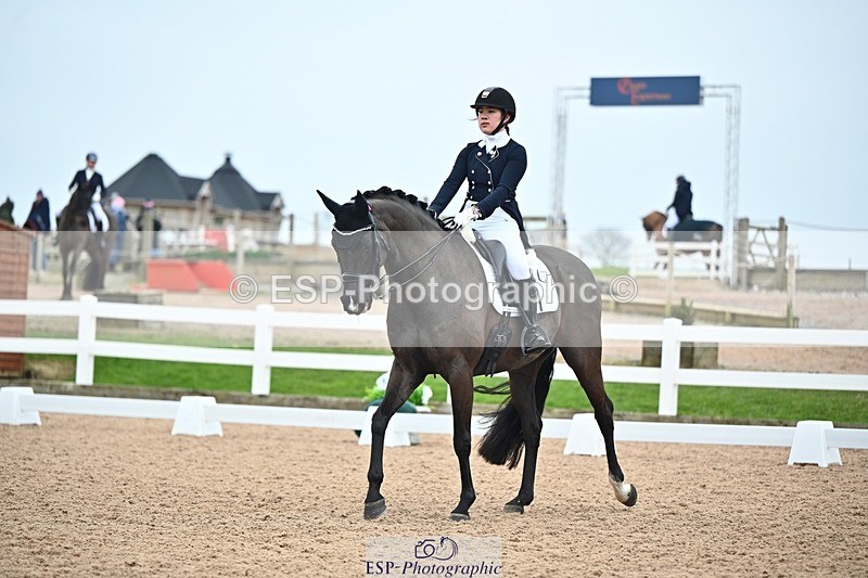 250214-110358-01271 - 178-Nynn.Puttisombat-Rock.That.Tango