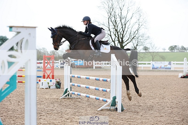 240406A-104405-02842 - Cls 20 British Novice and 90cm Open