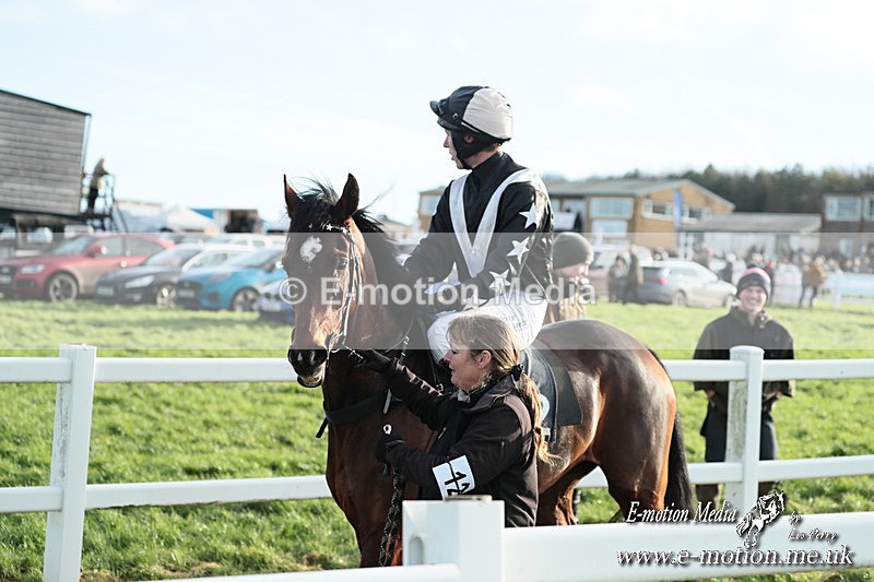 PtP 141225  1054 - New Forest Hounds PtP Larkhill 14/12/25