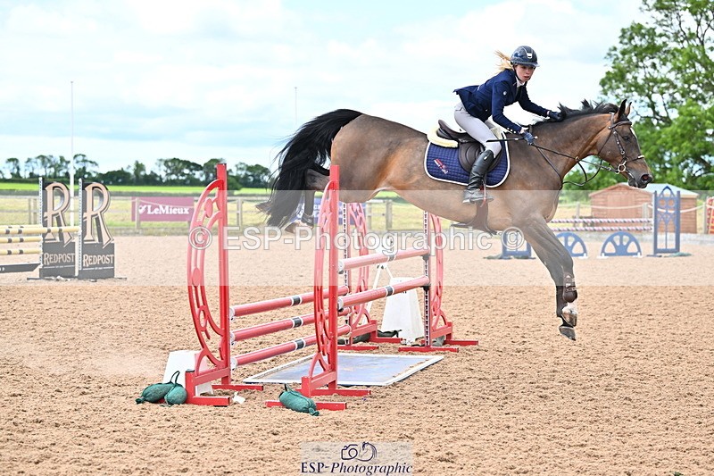 240608A-112413-02158 - Cls 3 Snr 1.05m Open