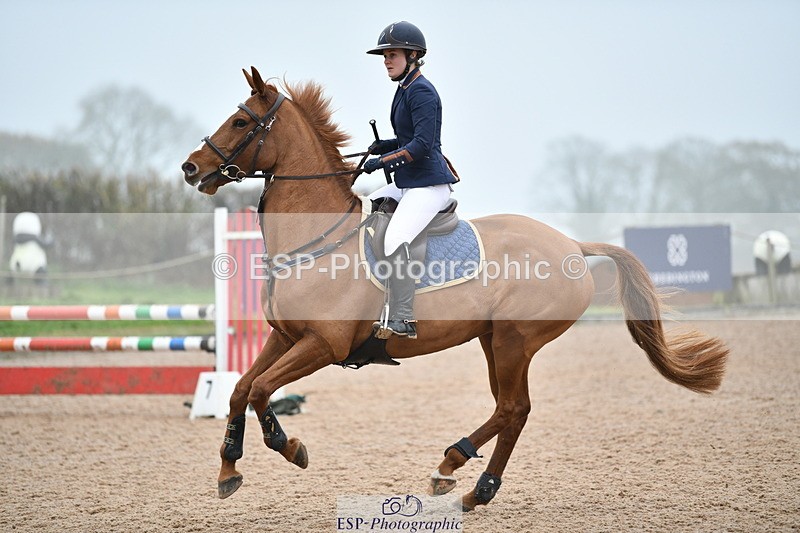 241102A-111653-04244 - SAT Cls 9 British Novice and 90cm Open