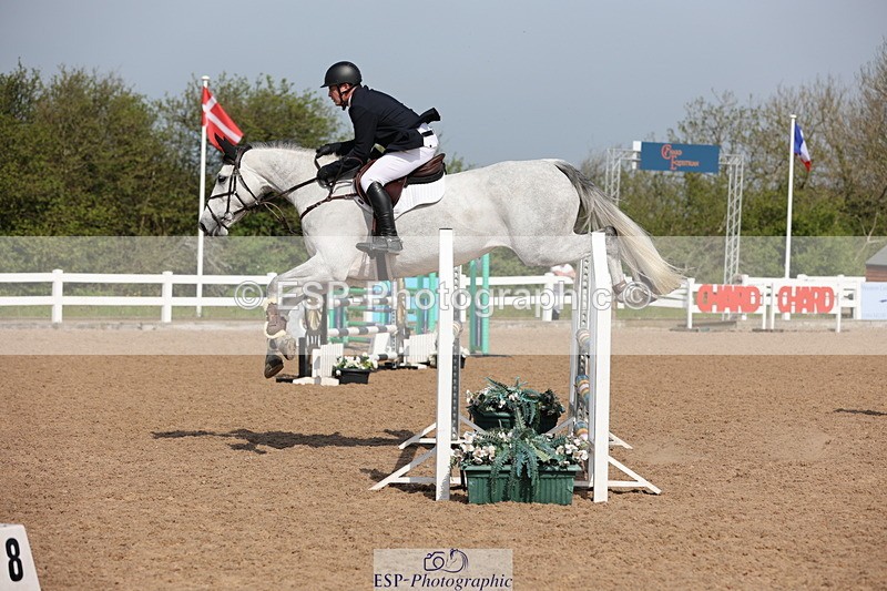 240510A-101923-05680 - Cls 14 Discovery and 1m Open