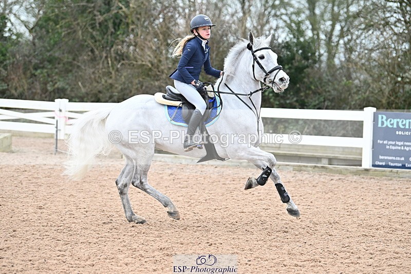 240128A-094430-00080 - Cls 1 Pony Intro 70cm