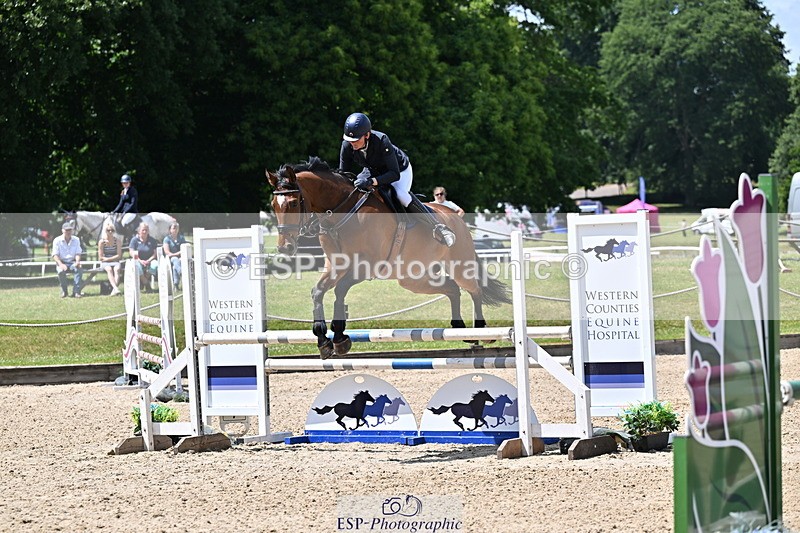 250615A-133306-10979 - Class 47 Snr British Novice 2nd Rnd