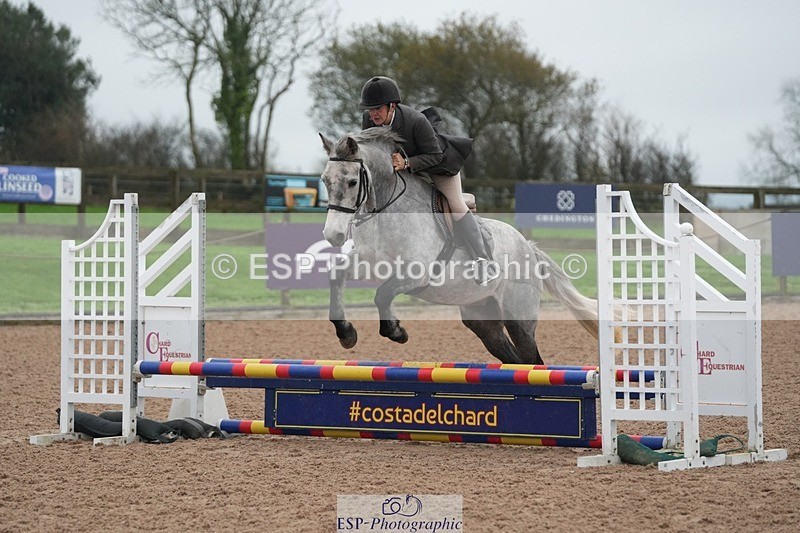 251116-094133-01397 - Cls 18 Clear Round 50cm