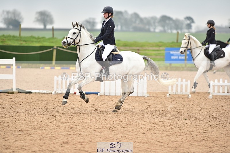 240331A-104848-00520 - 90cm First Round