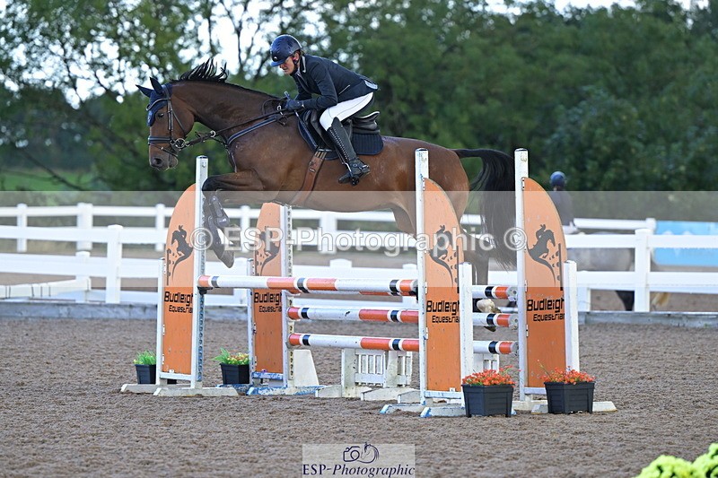 240912A-101831-00968 - Cls 8 Snr British Novice and 90cm Open