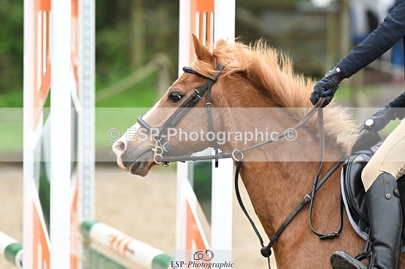 250418A-140627-01045 - UnAff 70cm