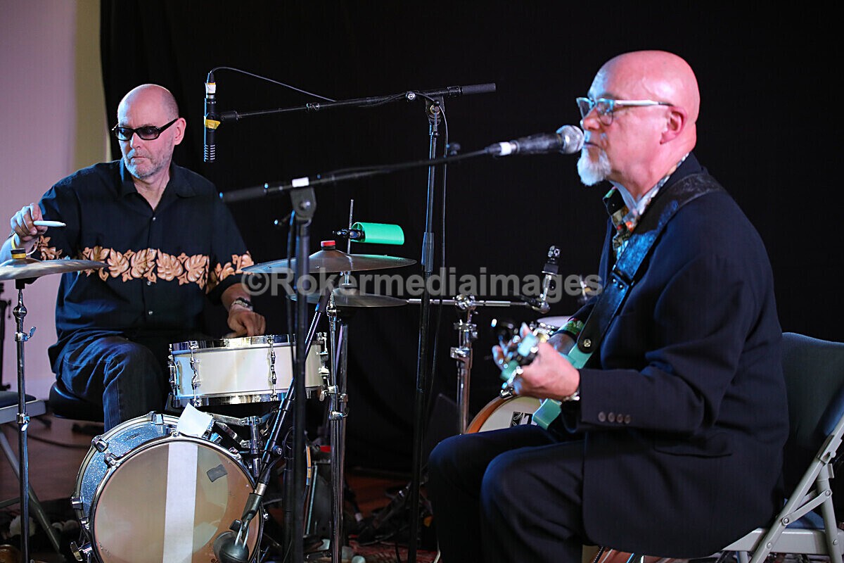 FOLK N BLUES-388 - FOLK and BLUES SEPT 2022