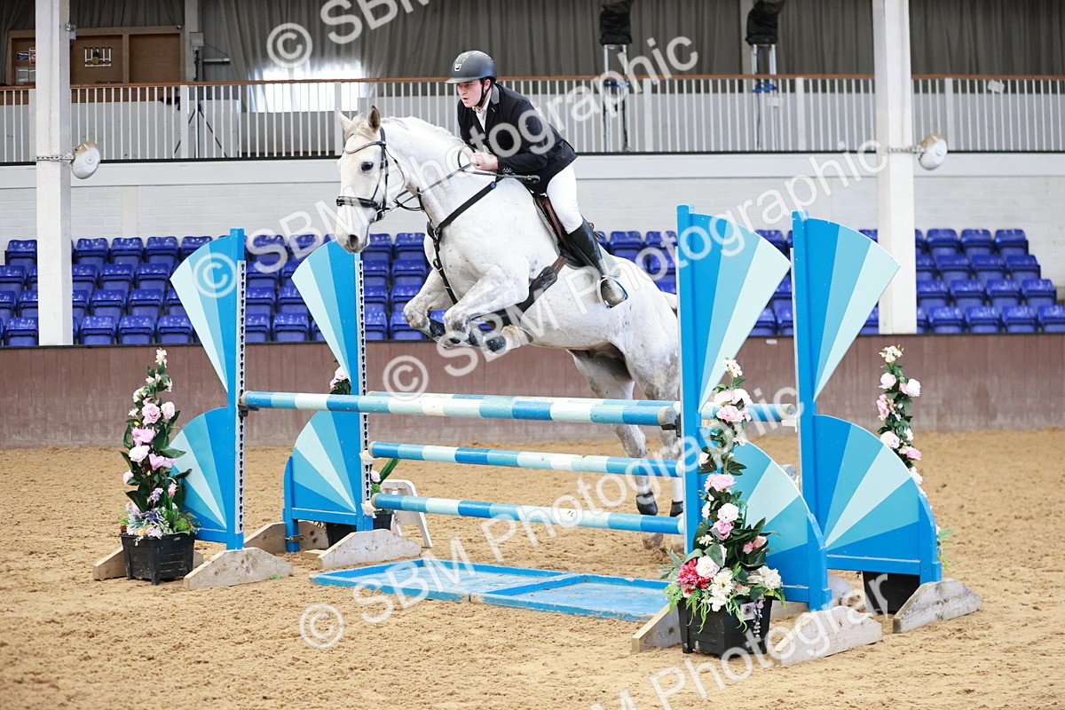 SBM_003940 - Class 11 - Senior Newcomers - 1.10m
