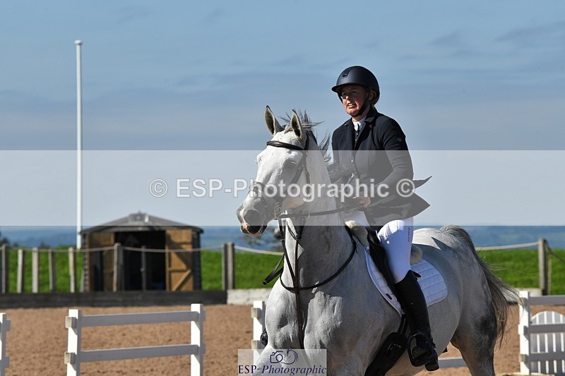 230903A-110527-03805 - Cls 13 1.05m Amateur Quali