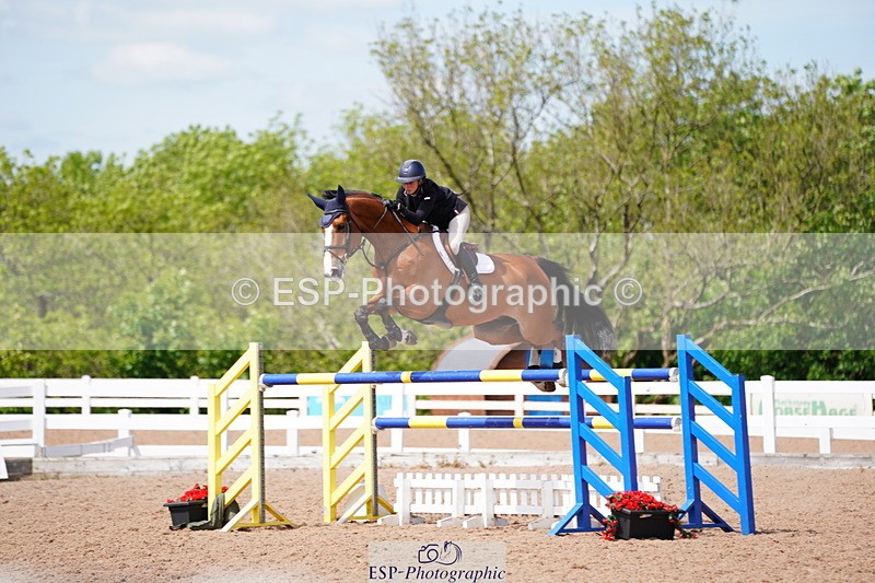 240525A-142212-06563 - Cls 18 National 1.40m