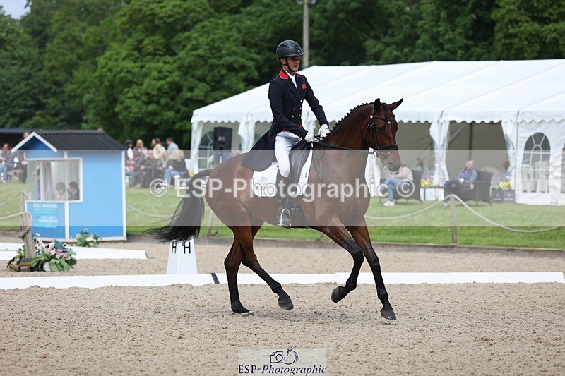 240524-103036-07427 - 262-MY_STAR_TURN-Tom_Jackson