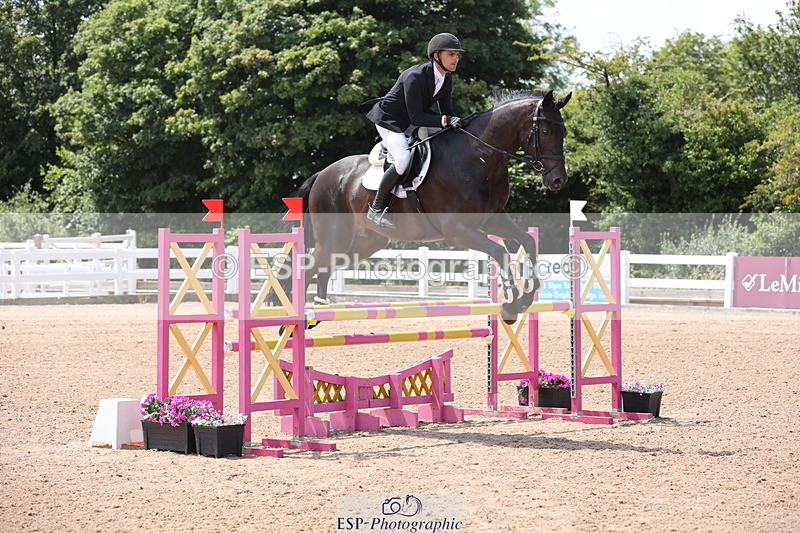 240718A-130055-05356 - Cls 9, 1 Star Bronze Tour 1.10m