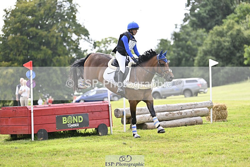 240825X-140805-34747 - 80cm XC 14.30 to 15.30