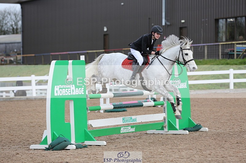 240211A-114040-02525 - Cls 5 Pony Newcomers & 1m Open