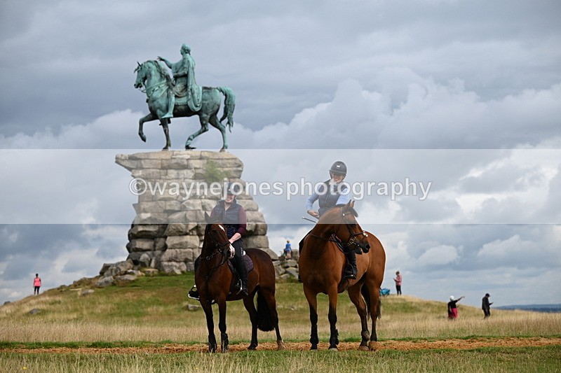 DSC_4445 - Time at Statue 09:50 to 11:09