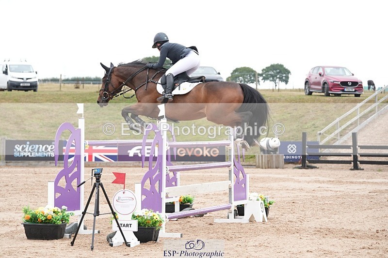 250718-100241-09574 - Cls 2, 3 Star Small Tour Start til Break