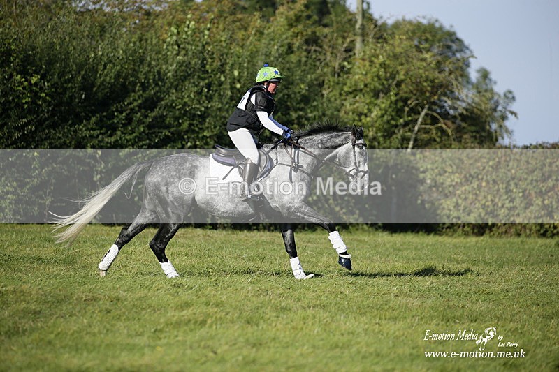 WWHT 031021 560 - WWEC Novice Restricted (0.80m) 18/10/20