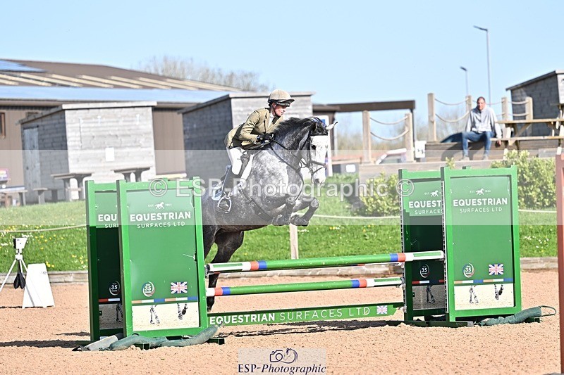 260408-100828-00091 - Cls 2 British Novice and 90cm