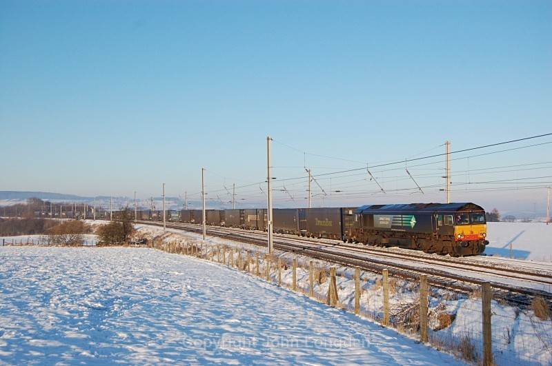 7.1.10 - 66413 4M44 Mossend - Daventry, Clifton Loop - West Coast Main Line (north to south)