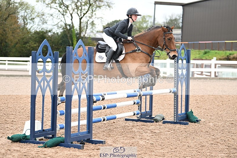 241023A-112656-00545 - Cls 1 British Novice and 90cm Open