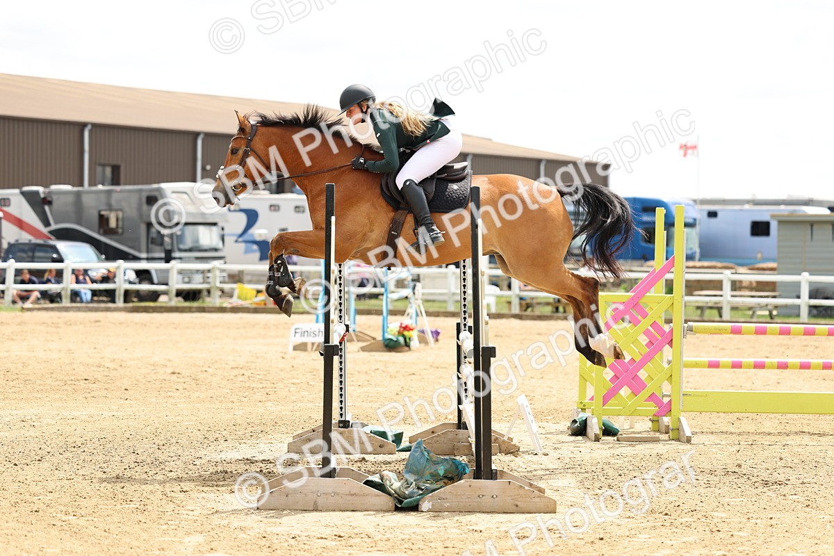 SBM_005151 - Class 18 - Senior 1.05m Open