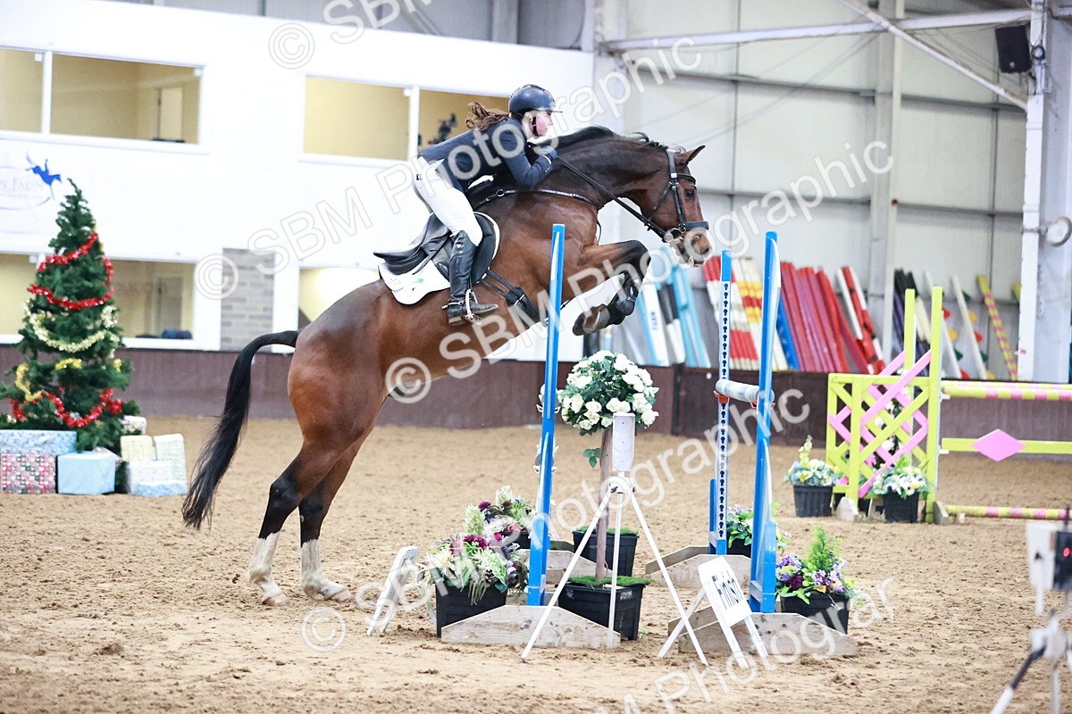 SBM_005215 - Class 24 - Senior Foxhunter 1.20m