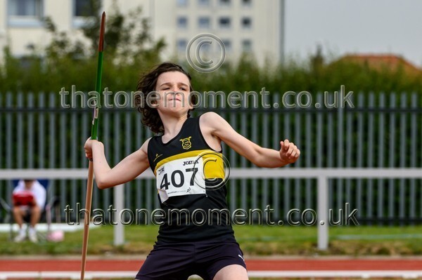 Age25SUN-929379 - Field Male