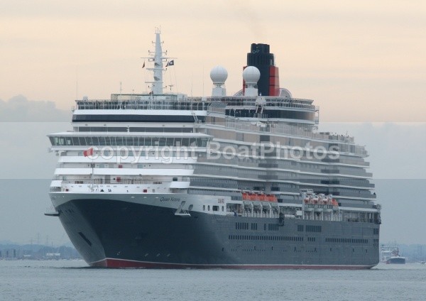 080527 QUEEN VICTORIA IMG_1961 - Cruise Ships