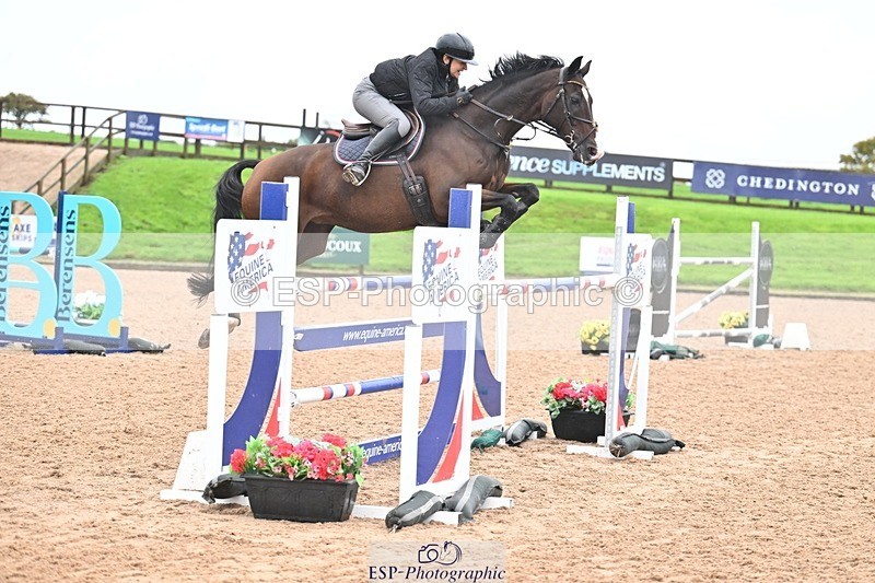 251003-134517-01203 - Cls 3 Foxhunter and 1.20m