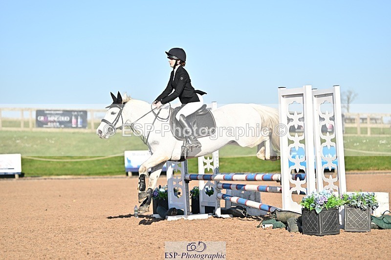 250401-172010-00362 - 70cm classes