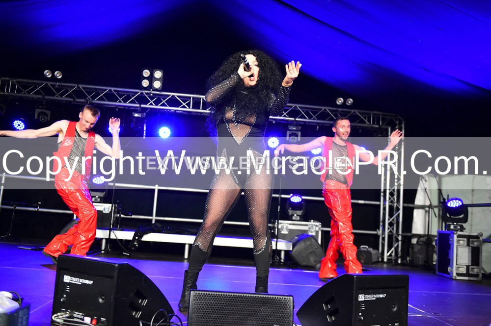 SH4_6571 - The Cher Experience