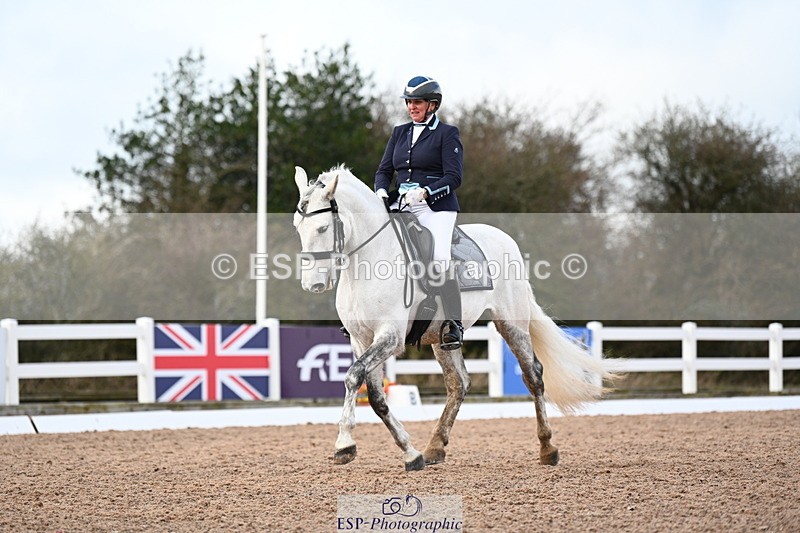 240218A-135200-08489 - 120-PAULA.LEE-Deseado.Santo