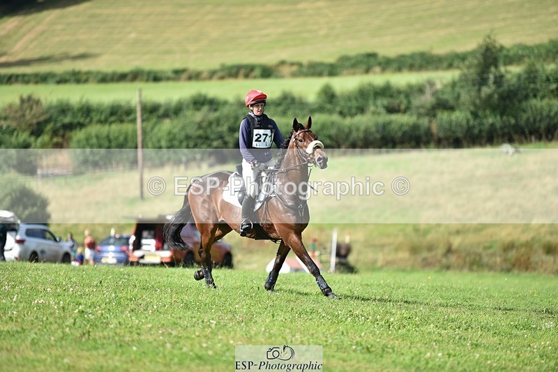 240803-164150-09336 - 271-Rosie_Bradley-Hole-OUT_OF_THE_BLUE_XIV