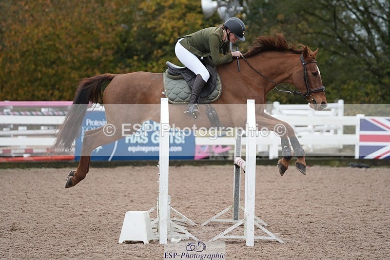 251109-085510-03113 - Cls 15 British Novice and 90cm Open