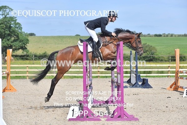 BPP_5642 - CLASS 3 Senior BritiNovice/ 90cm Open