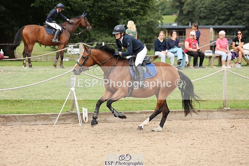 240817-111901-00922 - 03A Snr Disc