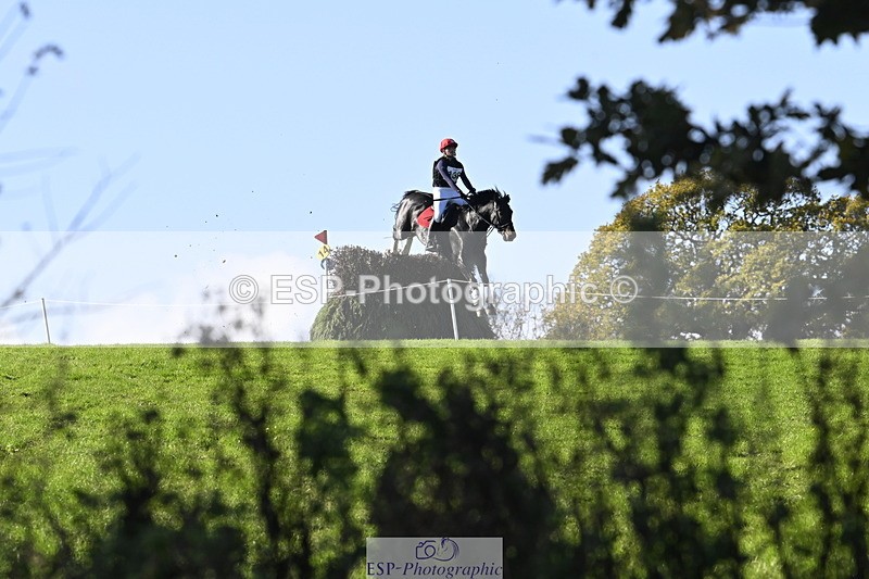 251024A-124250-11238 - B-136-Sophie.Jackson