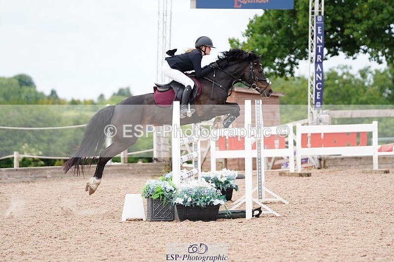250608-134426-02971 - Cls 12 Pony Foxhunter and 1.10m