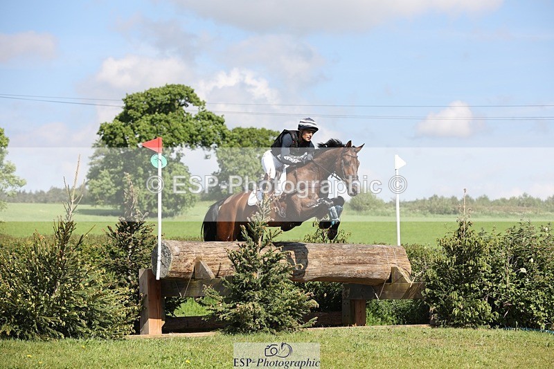 240525-093355-11861 - 301-CAMOUFLAGE-Alexander_Bragg