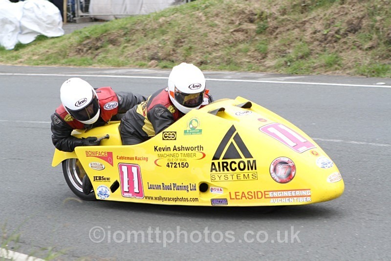  - Sidecar Race 1